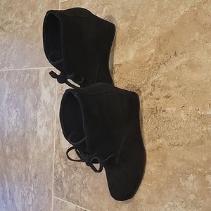 Gianni Bini Karrlynn Wedge Bootie